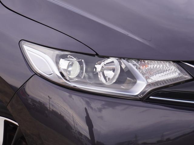 フィットハイブリッド Ｓパッケージ　８インチナビ　バックカメラ　ＥＴＣ１．０　クルーズコントロール　Ｂｌｕｅｔｏｏｔｈ　ＬＥＤヘッドライト　衝突被害軽減ブレーキ　純正アルミホイール　パドルシフト　スマートキー（29枚目）