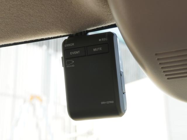 N-BOX ファッションスタイル デモカー 9インチナビ バックカメラ ドラレコ ETC 渋滞追従クルーズコントロール 両側電動スライドドア シートヒーター Bluetooth LEDヘッドライト 衝突被害軽減ブレーキ 禁煙車(5枚目)