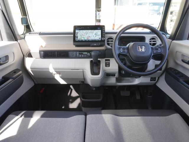 N-BOX ファッションスタイル デモカー 9インチナビ バックカメラ ドラレコ ETC 渋滞追従クルーズコントロール 両側電動スライドドア シートヒーター Bluetooth LEDヘッドライト 衝突被害軽減ブレーキ 禁煙車(8枚目)