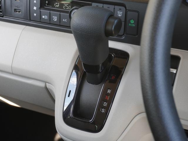 N-BOX ファッションスタイル デモカー 9インチナビ バックカメラ ドラレコ ETC 渋滞追従クルーズコントロール 両側電動スライドドア シートヒーター Bluetooth LEDヘッドライト 衝突被害軽減ブレーキ 禁煙車(56枚目)