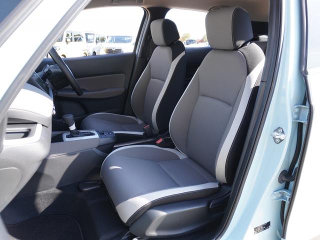 フィット ｅ：ＨＥＶクロスター　９インチナビ　バックカメラ　ドラレコ　ＥＴＣ　アダプティブクルーズコントロール　Ｂｌｕｅｔｏｏｔｈ　ＵＳＢ入力端子　ＬＥＤヘッドライト　衝突被害軽減ブレーキ　障害物センサー　純正アルミホイール　禁煙車（10枚目）