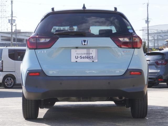 フィット ｅ：ＨＥＶクロスター　９インチナビ　バックカメラ　ドラレコ　ＥＴＣ　アダプティブクルーズコントロール　Ｂｌｕｅｔｏｏｔｈ　ＵＳＢ入力端子　ＬＥＤヘッドライト　衝突被害軽減ブレーキ　障害物センサー　純正アルミホイール　禁煙車（14枚目）