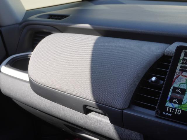 フィット ｅ：ＨＥＶクロスター　９インチナビ　バックカメラ　ドラレコ　ＥＴＣ　アダプティブクルーズコントロール　Ｂｌｕｅｔｏｏｔｈ　ＵＳＢ入力端子　ＬＥＤヘッドライト　衝突被害軽減ブレーキ　障害物センサー　純正アルミホイール　禁煙車（59枚目）