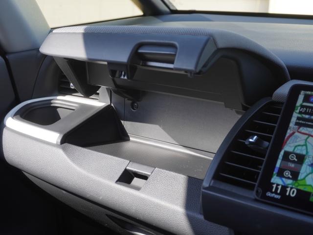 フィット ｅ：ＨＥＶクロスター　９インチナビ　バックカメラ　ドラレコ　ＥＴＣ　アダプティブクルーズコントロール　Ｂｌｕｅｔｏｏｔｈ　ＵＳＢ入力端子　ＬＥＤヘッドライト　衝突被害軽減ブレーキ　障害物センサー　純正アルミホイール　禁煙車（60枚目）