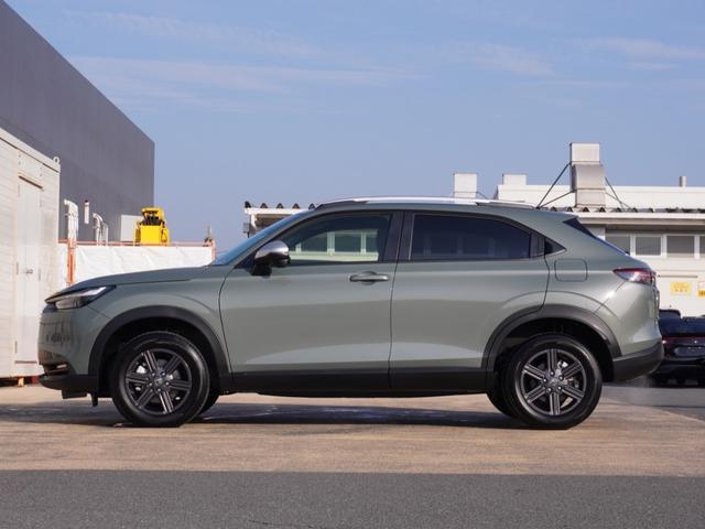 ヴェゼル ｅ：ＨＥＶＸ・ＨｕＮＴパッケージ　デモカー　９インチナビ　バックカメラ　ドラレコ　ＥＴＣ　渋滞追従クルーズコントロール　Ｂｌｕｅｔｏｏｔｈ　ＵＳＢ入力端子　ＬＥＤヘッドライト　衝突被害軽減ブレーキ　純正アルミホイール　禁煙車（16枚目）