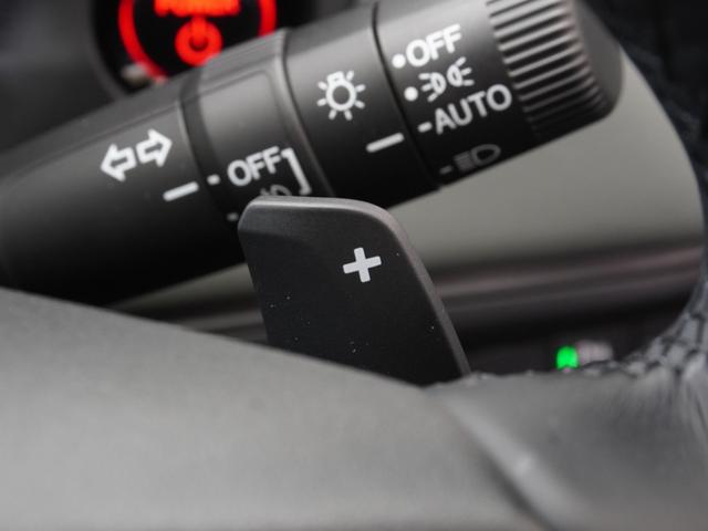 ヴェゼル ｅ：ＨＥＶＸ・ＨｕＮＴパッケージ　デモカー　９インチナビ　バックカメラ　ドラレコ　ＥＴＣ　渋滞追従クルーズコントロール　Ｂｌｕｅｔｏｏｔｈ　ＵＳＢ入力端子　ＬＥＤヘッドライト　衝突被害軽減ブレーキ　純正アルミホイール　禁煙車（18枚目）