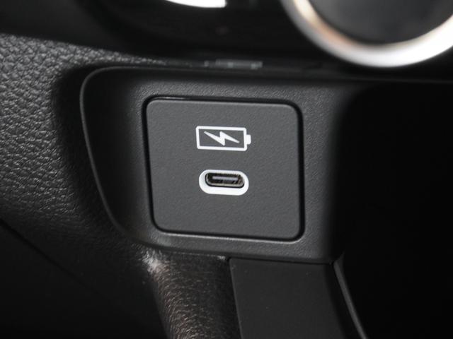 ヴェゼル ｅ：ＨＥＶＸ・ＨｕＮＴパッケージ　デモカー　９インチナビ　バックカメラ　ドラレコ　ＥＴＣ　渋滞追従クルーズコントロール　Ｂｌｕｅｔｏｏｔｈ　ＵＳＢ入力端子　ＬＥＤヘッドライト　衝突被害軽減ブレーキ　純正アルミホイール　禁煙車（53枚目）