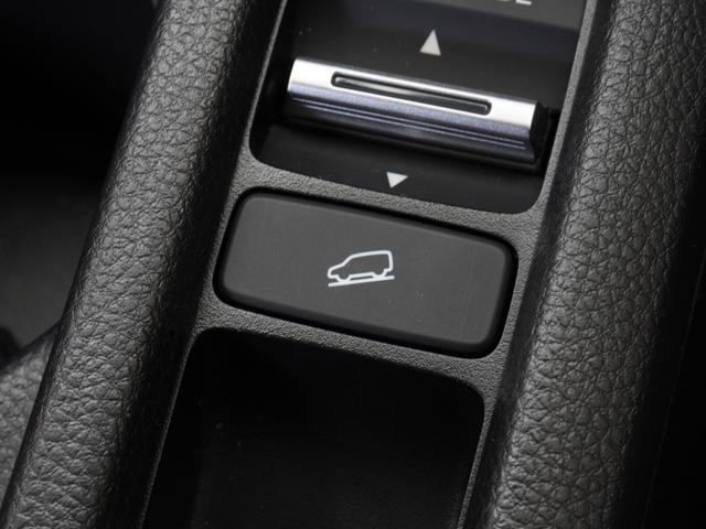 ヴェゼル ｅ：ＨＥＶＸ・ＨｕＮＴパッケージ　デモカー　９インチナビ　バックカメラ　ドラレコ　ＥＴＣ　渋滞追従クルーズコントロール　Ｂｌｕｅｔｏｏｔｈ　ＵＳＢ入力端子　ＬＥＤヘッドライト　衝突被害軽減ブレーキ　純正アルミホイール　禁煙車（55枚目）