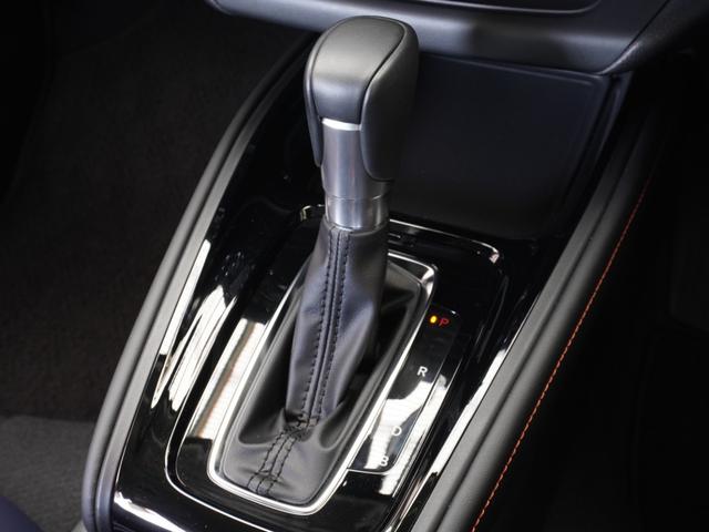 ヴェゼル ｅ：ＨＥＶＸ・ＨｕＮＴパッケージ　デモカー　９インチナビ　バックカメラ　ドラレコ　ＥＴＣ　渋滞追従クルーズコントロール　Ｂｌｕｅｔｏｏｔｈ　ＵＳＢ入力端子　ＬＥＤヘッドライト　衝突被害軽減ブレーキ　純正アルミホイール　禁煙車（57枚目）