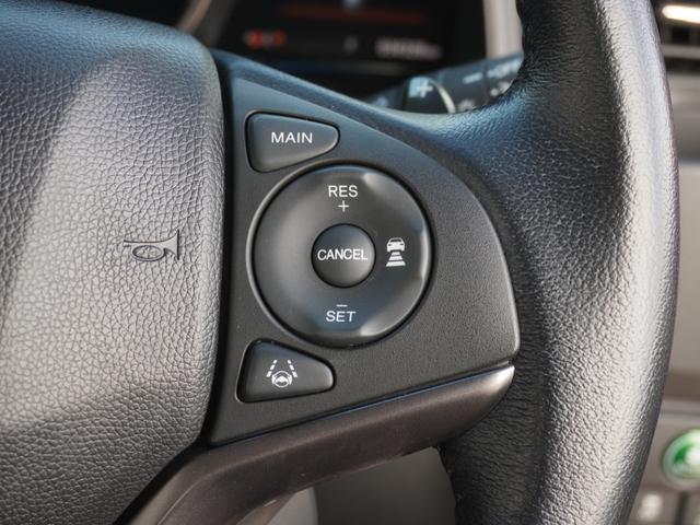 フィットハイブリッド Ｓホンダセンシング　ワンオーナー　７インチ純正フルセグナビＲカメラ　ＥＴＣ　クルコン　パドル付本革ハンドル　プラクラ付エアコン　Ｂｌｕｅｔｏｏｔｈ　ＵＳＢ　ＬＥＤヘッド・フォグ　衝突軽減ブレーキ　純正１６アルミ　禁煙車（16枚目）