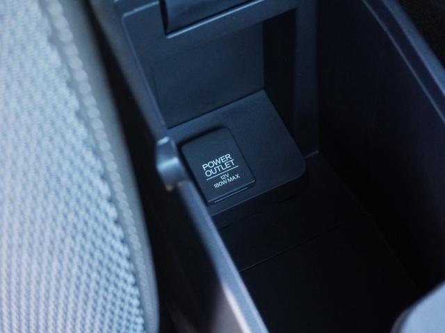 フィットハイブリッド Ｓホンダセンシング　ワンオーナー　７インチ純正フルセグナビＲカメラ　ＥＴＣ　クルコン　パドル付本革ハンドル　プラクラ付エアコン　Ｂｌｕｅｔｏｏｔｈ　ＵＳＢ　ＬＥＤヘッド・フォグ　衝突軽減ブレーキ　純正１６アルミ　禁煙車（56枚目）