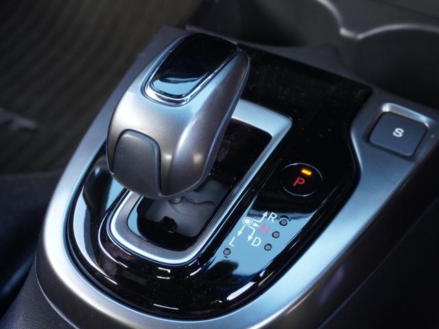 フィットハイブリッド Ｓホンダセンシング　ワンオーナー　７インチ純正フルセグナビＲカメラ　ＥＴＣ　クルコン　パドル付本革ハンドル　プラクラ付エアコン　Ｂｌｕｅｔｏｏｔｈ　ＵＳＢ　ＬＥＤヘッド・フォグ　衝突軽減ブレーキ　純正１６アルミ　禁煙車（58枚目）