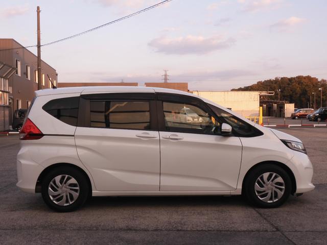 フリード Ｇ・ホンダセンシング　ワンオーナー　７インチナビ　バックカメラ　ＥＴＣ　アダプティブクルーズコントロール　両側電動スライドドア　Ｂｌｕｅｔｏｏｔｈ　衝突被害軽減ブレーキ　横滑り防止装置　盗難防止装置　電動格納ドアミラー（28枚目）