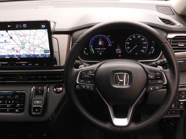 オデッセイハイブリッド e:HEVアブソルート・EX デモカー 11.4インチナビ+全周囲カメラ ナビ連動ドラレコ+ETC レザーシート 1・2列目シートヒーター付電動シート 3ゾーンコントロールエアコン ハンズフリー電動テールゲート 18インチアルミ(46枚目)