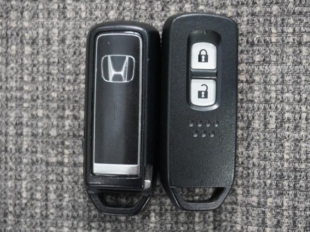 Ｎ－ＢＯＸ Ｇホンダセンシング　１年保証ナビＲカメＥＴＣクルコンＢＴ接続ＬＥＤ　アダプティブクルーズコントロール　Ｂｌｕｅｔｏｏｔｈ　オートハイビーム　ＵＳＢ接続　スペアキー有り　オートライト　ベンチシート　横滑り防止装置（14枚目）