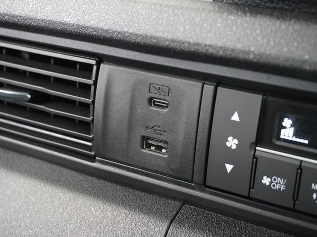 Ｎ－ＢＯＸカスタム ベースグレード　２年保証当社試乗車ナビＤレコＲカメＥＴＣ両電扉　渋滞追従クルーズ　Ｂｌｕｅｔｏｏｔｈ　障害物センサー　シートヒーター　オートハイビーム　１４インチ純正アルミホイール　デイライト　ＵＳＢ接続　フルセグ（7枚目）