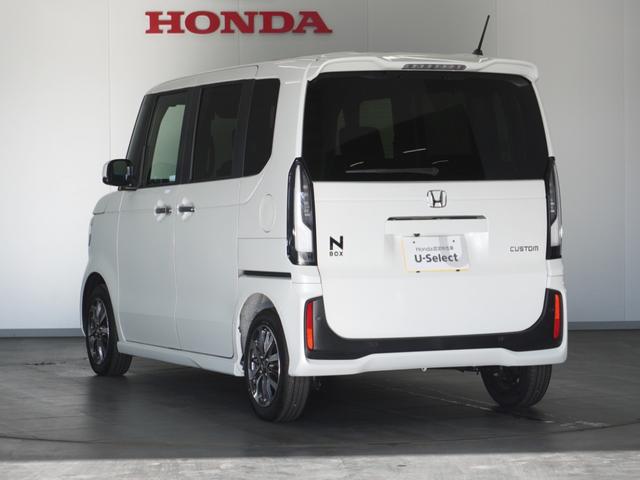 Ｎ－ＢＯＸカスタム ベースグレード　２年保証当社試乗車ナビＤレコＲカメＥＴＣ両電扉　渋滞追従クルーズ　Ｂｌｕｅｔｏｏｔｈ　障害物センサー　シートヒーター　オートハイビーム　１４インチ純正アルミホイール　デイライト　ＵＳＢ接続　フルセグ（17枚目）