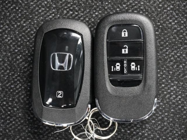 Ｎ－ＢＯＸカスタム ベースグレード　２年保証当社試乗車ナビＤレコＲカメＥＴＣ両電扉　渋滞追従クルーズ　Ｂｌｕｅｔｏｏｔｈ　障害物センサー　シートヒーター　オートハイビーム　１４インチ純正アルミホイール　デイライト　ＵＳＢ接続　フルセグ（19枚目）