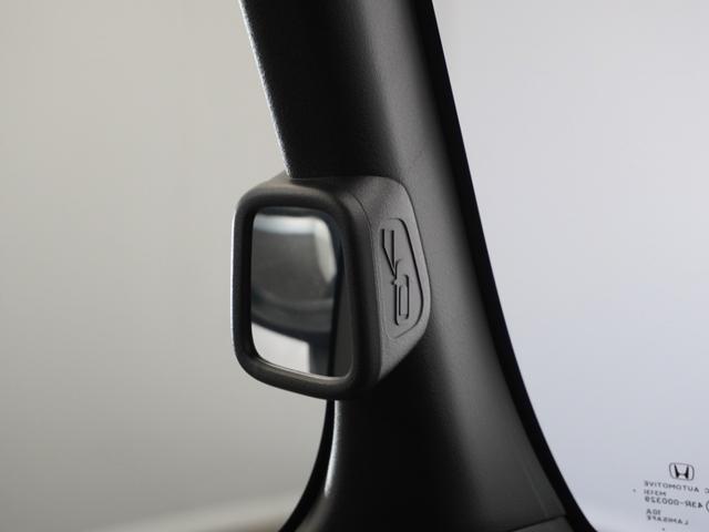 Ｎ－ＢＯＸカスタム ベースグレード　２年保証当社試乗車ナビＤレコＲカメＥＴＣ両電扉　渋滞追従クルーズ　Ｂｌｕｅｔｏｏｔｈ　障害物センサー　シートヒーター　オートハイビーム　１４インチ純正アルミホイール　デイライト　ＵＳＢ接続　フルセグ（42枚目）