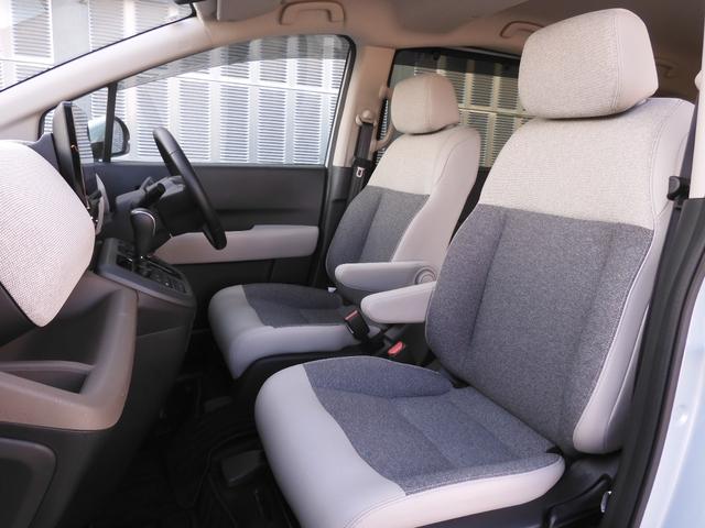 フリード e:HEVエアーEX デモカー 11インチナビ バックカメラ ドラレコ ETC アダプティブクルーズコントロール 両側電動スライドドア シートヒーター Bluetooth LEDヘッドライト 衝突被害軽減ブレーキ 禁煙車(14枚目)