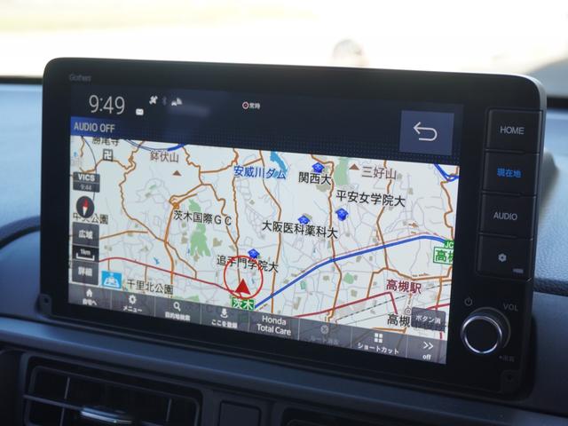 ＷＲ－Ｖ Ｚブラックスタイル　当社デモカー　大画面９インチ純正コネクトナビ　Ｒカメラ　Ｆドラレコ　ＥＴＣ　クルコン　ＢＴ　ＬＥＤヘッド＋フォグ　衝突軽減ブレーキ　黒アルミ　パドル付本革ハンドル　サイド＋カーテンエアバッグ　禁煙車（3枚目）