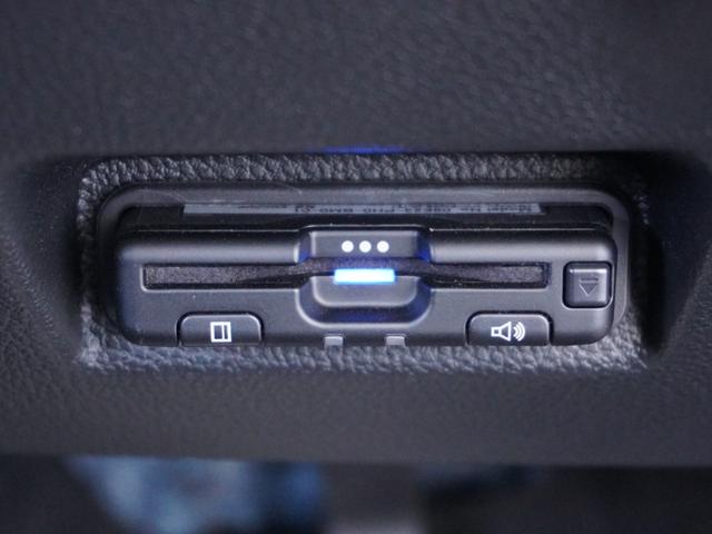 ＷＲ－Ｖ Ｚブラックスタイル　当社デモカー　大画面９インチ純正コネクトナビ　Ｒカメラ　Ｆドラレコ　ＥＴＣ　クルコン　ＢＴ　ＬＥＤヘッド＋フォグ　衝突軽減ブレーキ　黒アルミ　パドル付本革ハンドル　サイド＋カーテンエアバッグ　禁煙車（5枚目）