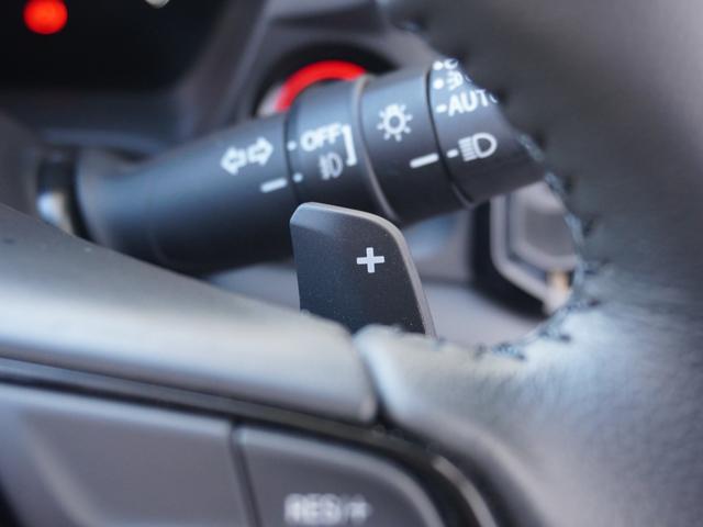 ＷＲ－Ｖ Ｚブラックスタイル　当社デモカー　大画面９インチ純正コネクトナビ　Ｒカメラ　Ｆドラレコ　ＥＴＣ　クルコン　ＢＴ　ＬＥＤヘッド＋フォグ　衝突軽減ブレーキ　黒アルミ　パドル付本革ハンドル　サイド＋カーテンエアバッグ　禁煙車（46枚目）