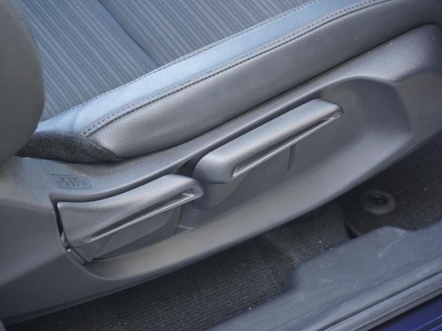 ＷＲ－Ｖ Ｚブラックスタイル　当社デモカー　大画面９インチ純正コネクトナビ　Ｒカメラ　Ｆドラレコ　ＥＴＣ　クルコン　ＢＴ　ＬＥＤヘッド＋フォグ　衝突軽減ブレーキ　黒アルミ　パドル付本革ハンドル　サイド＋カーテンエアバッグ　禁煙車（50枚目）