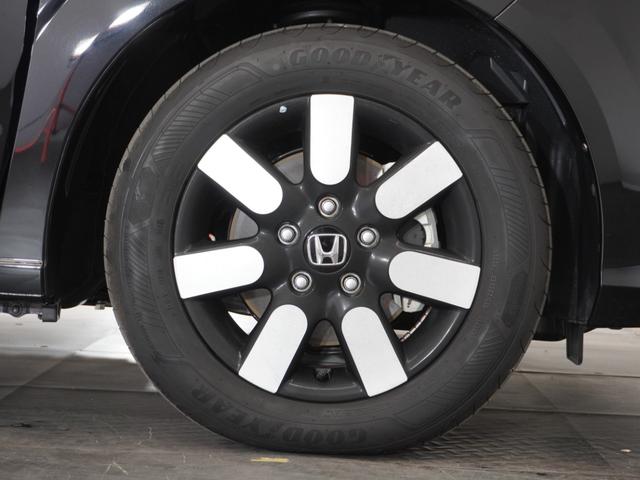 フリード エアーEX 2年保証ナビDレコRカメETC両電扉BT地デジ 渋滞追従クルーズ Bluetooth 障害物センサー シートヒーター ブラインドスポット デイライト オートハイビーム 15インチ純正アルミホイール(19枚目)