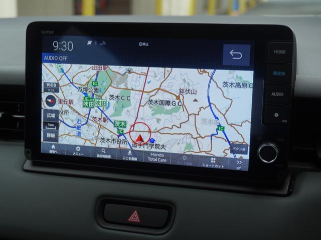 ヴェゼル ｅ：ＨＥＶＸ・ＨｕＮＴパッケージ　デモカー　９インチナビ　バックカメラ　ドラレコ　ＥＴＣ　渋滞追従機能付きアダプティブクルーズコントロール　Ｂｌｕｅｔｏｏｔｈ　ＵＳＢ入力端子　ＬＥＤヘッドライト　純正アルミホイール　減速セレクター（3枚目）