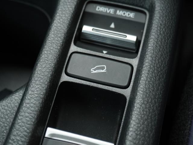 ヴェゼル ｅ：ＨＥＶＸ・ＨｕＮＴパッケージ　デモカー　９インチナビ　バックカメラ　ドラレコ　ＥＴＣ　渋滞追従機能付きアダプティブクルーズコントロール　Ｂｌｕｅｔｏｏｔｈ　ＵＳＢ入力端子　ＬＥＤヘッドライト　純正アルミホイール　減速セレクター（19枚目）