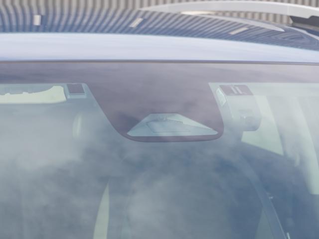 ヴェゼル ｅ：ＨＥＶＸ・ＨｕＮＴパッケージ　デモカー　９インチナビ　バックカメラ　ドラレコ　ＥＴＣ　渋滞追従機能付きアダプティブクルーズコントロール　Ｂｌｕｅｔｏｏｔｈ　ＵＳＢ入力端子　ＬＥＤヘッドライト　純正アルミホイール　減速セレクター（32枚目）