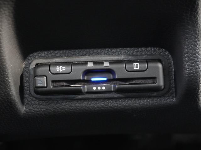 ヴェゼル ｅ：ＨＥＶＸ・ＨｕＮＴパッケージ　デモカー　９インチナビ　バックカメラ　ドラレコ　ＥＴＣ　渋滞追従機能付きアダプティブクルーズコントロール　Ｂｌｕｅｔｏｏｔｈ　ＵＳＢ入力端子　ＬＥＤヘッドライト　純正アルミホイール　フルセグ　禁煙車（6枚目）