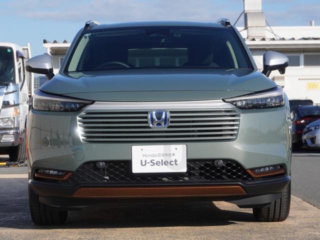 ヴェゼル ｅ：ＨＥＶＸ・ＨｕＮＴパッケージ　デモカー　９インチナビ　バックカメラ　ドラレコ　ＥＴＣ　渋滞追従機能付きアダプティブクルーズコントロール　Ｂｌｕｅｔｏｏｔｈ　ＵＳＢ入力端子　ＬＥＤヘッドライト　純正アルミホイール　フルセグ　禁煙車（13枚目）