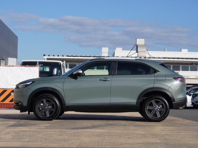 ヴェゼル ｅ：ＨＥＶＸ・ＨｕＮＴパッケージ　デモカー　９インチナビ　バックカメラ　ドラレコ　ＥＴＣ　渋滞追従機能付きアダプティブクルーズコントロール　Ｂｌｕｅｔｏｏｔｈ　ＵＳＢ入力端子　ＬＥＤヘッドライト　純正アルミホイール　フルセグ　禁煙車（16枚目）