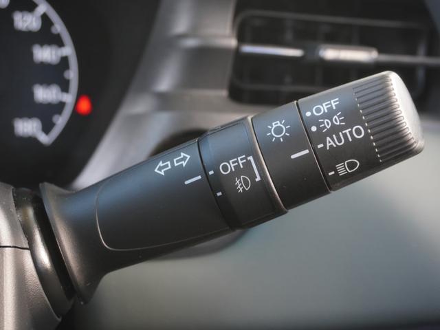 ヴェゼル ｅ：ＨＥＶＸ・ＨｕＮＴパッケージ　デモカー　９インチナビ　バックカメラ　ドラレコ　ＥＴＣ　渋滞追従機能付きアダプティブクルーズコントロール　Ｂｌｕｅｔｏｏｔｈ　ＵＳＢ入力端子　ＬＥＤヘッドライト　純正アルミホイール　フルセグ　禁煙車（49枚目）