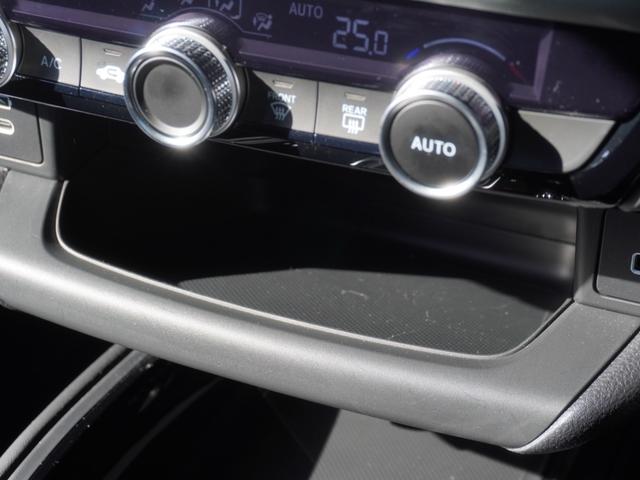 ヴェゼル ｅ：ＨＥＶＸ・ＨｕＮＴパッケージ　デモカー　９インチナビ　バックカメラ　ドラレコ　ＥＴＣ　渋滞追従機能付きアダプティブクルーズコントロール　Ｂｌｕｅｔｏｏｔｈ　ＵＳＢ入力端子　ＬＥＤヘッドライト　純正アルミホイール　フルセグ　禁煙車（58枚目）