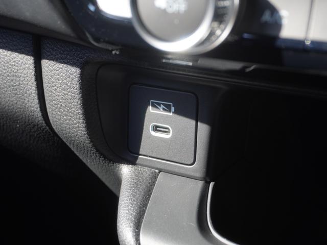 ヴェゼル ｅ：ＨＥＶＸ・ＨｕＮＴパッケージ　デモカー　９インチナビ　バックカメラ　ドラレコ　ＥＴＣ　渋滞追従機能付きアダプティブクルーズコントロール　Ｂｌｕｅｔｏｏｔｈ　ＵＳＢ入力端子　ＬＥＤヘッドライト　純正アルミホイール　フルセグ　禁煙車（60枚目）