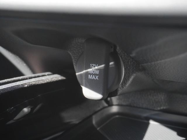 ヴェゼル ｅ：ＨＥＶＸ・ＨｕＮＴパッケージ　デモカー　９インチナビ　バックカメラ　ドラレコ　ＥＴＣ　渋滞追従機能付きアダプティブクルーズコントロール　Ｂｌｕｅｔｏｏｔｈ　ＵＳＢ入力端子　ＬＥＤヘッドライト　純正アルミホイール　フルセグ　禁煙車（62枚目）