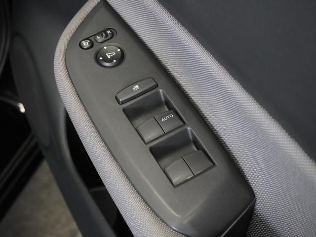 フィット e:HEVネス 1年保証ナビRカメETCクルコンBT地デジLED 渋滞追従クルーズ Bluetooth 障害物センサー デイライト オートハイビーム 16インチ純正アルミホイール サイド/サイドカーテンエアバッグ(24枚目)