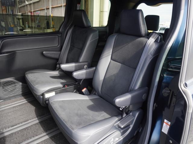 ヴォクシー ZS煌III ワンオーナー 8インチナビ バックカメラ ETC クルーズコントロール 両側電動スライドドア Bluetooth LEDヘッドライト 電動格納ドアミラー 衝突被害軽減ブレーキ 横滑り防止装置 禁煙車(9枚目)