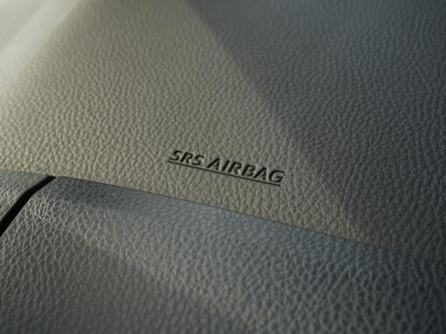 ヴォクシー ZS煌III ワンオーナー 8インチナビ バックカメラ ETC クルーズコントロール 両側電動スライドドア Bluetooth LEDヘッドライト 電動格納ドアミラー 衝突被害軽減ブレーキ 横滑り防止装置 禁煙車(63枚目)