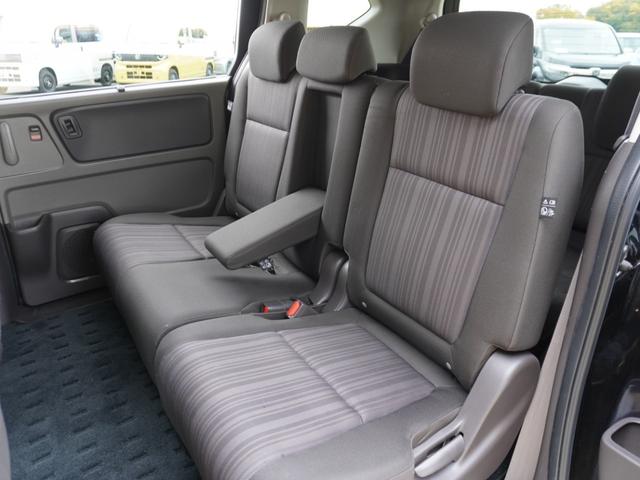 フリード Ｇ・ホンダセンシング　１オーナー　純正７インチナビ（ＶＸＭ－１９５ＶＦｉ）　フルセグ　リアカメラ　ＥＴＣ（ナビ連動）　衝突軽減ブレーキ　両側電動ドア　ウォークスルー　レーンアシスト　ＬＥＤオートライト　アイドリングストップ（10枚目）