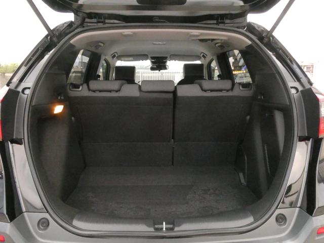 フィット ｅ：ＨＥＶクロスター　ワンオーナー　９インチナビ　バックカメラ　ＥＴＣ　アダプティブクルーズコントロール　Ｂｌｕｅｔｏｏｔｈ　ＵＳＢ入力端子　ＬＥＤヘッドライト　衝突被害軽減ブレーキ　純正アルミホイール　禁煙車（11枚目）