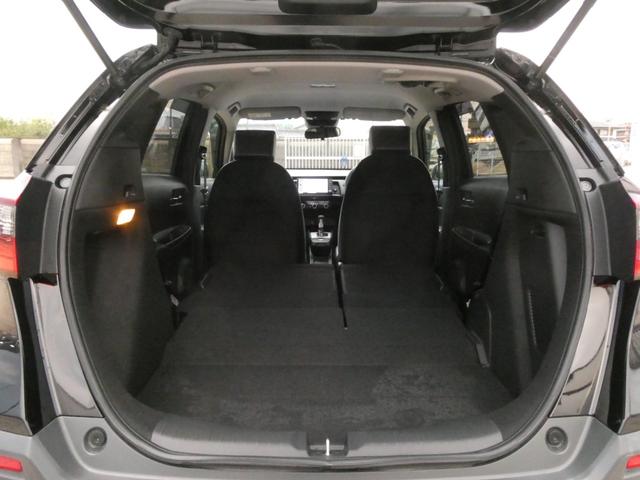 フィット ｅ：ＨＥＶクロスター　ワンオーナー　９インチナビ　バックカメラ　ＥＴＣ　アダプティブクルーズコントロール　Ｂｌｕｅｔｏｏｔｈ　ＵＳＢ入力端子　ＬＥＤヘッドライト　衝突被害軽減ブレーキ　純正アルミホイール　禁煙車（12枚目）