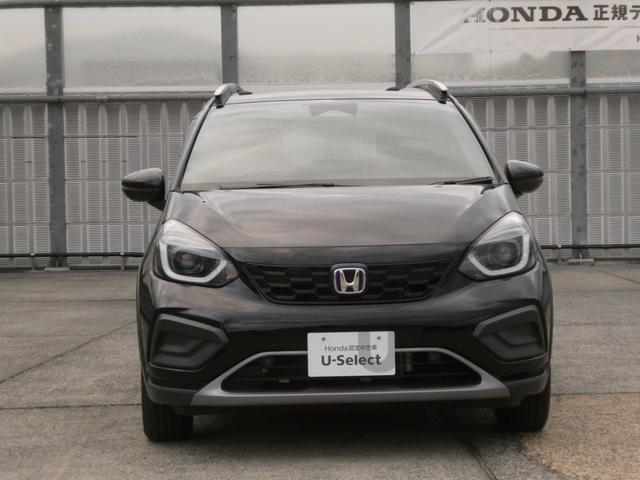 フィット ｅ：ＨＥＶクロスター　ワンオーナー　９インチナビ　バックカメラ　ＥＴＣ　アダプティブクルーズコントロール　Ｂｌｕｅｔｏｏｔｈ　ＵＳＢ入力端子　ＬＥＤヘッドライト　衝突被害軽減ブレーキ　純正アルミホイール　禁煙車（13枚目）