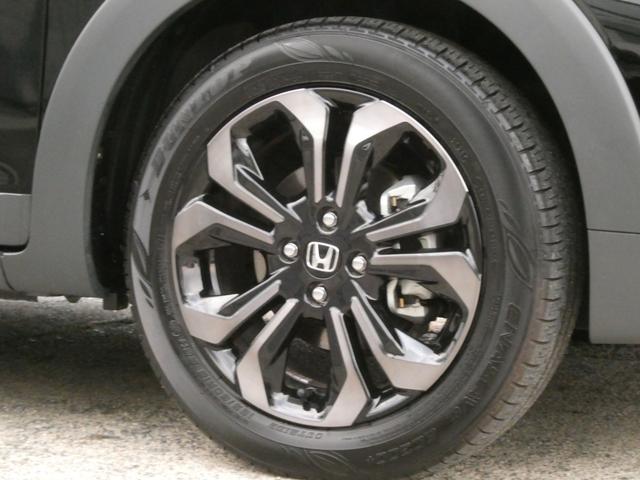 フィット ｅ：ＨＥＶクロスター　ワンオーナー　９インチナビ　バックカメラ　ＥＴＣ　アダプティブクルーズコントロール　Ｂｌｕｅｔｏｏｔｈ　ＵＳＢ入力端子　ＬＥＤヘッドライト　衝突被害軽減ブレーキ　純正アルミホイール　禁煙車（17枚目）