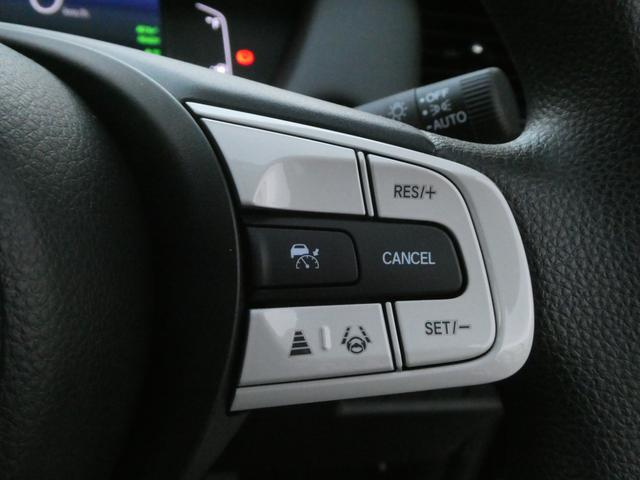 フィット ｅ：ＨＥＶクロスター　ワンオーナー　９インチナビ　バックカメラ　ＥＴＣ　アダプティブクルーズコントロール　Ｂｌｕｅｔｏｏｔｈ　ＵＳＢ入力端子　ＬＥＤヘッドライト　衝突被害軽減ブレーキ　純正アルミホイール　禁煙車（19枚目）