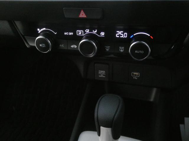 フィット ｅ：ＨＥＶクロスター　ワンオーナー　９インチナビ　バックカメラ　ＥＴＣ　アダプティブクルーズコントロール　Ｂｌｕｅｔｏｏｔｈ　ＵＳＢ入力端子　ＬＥＤヘッドライト　衝突被害軽減ブレーキ　純正アルミホイール　禁煙車（42枚目）