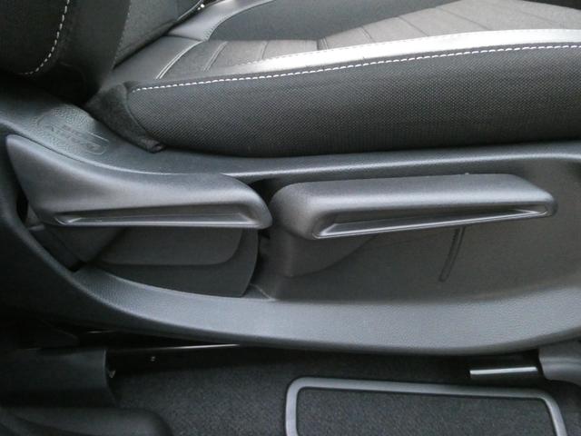 フィット ｅ：ＨＥＶクロスター　ワンオーナー　９インチナビ　バックカメラ　ＥＴＣ　アダプティブクルーズコントロール　Ｂｌｕｅｔｏｏｔｈ　ＵＳＢ入力端子　ＬＥＤヘッドライト　衝突被害軽減ブレーキ　純正アルミホイール　禁煙車（51枚目）